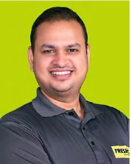 storeManagerPhoto